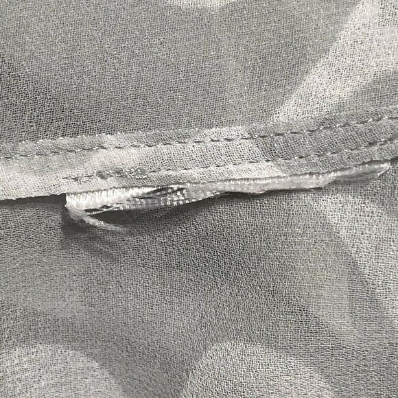 Banana Republic Womens Size Small Gray Floral Long Sleeve Blouse - Picture 4 of 6